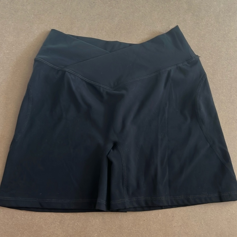 Alphalete Surface Power Short 5” - Black